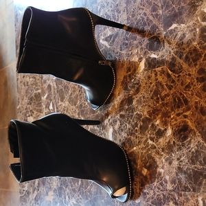 High heel ankle boots